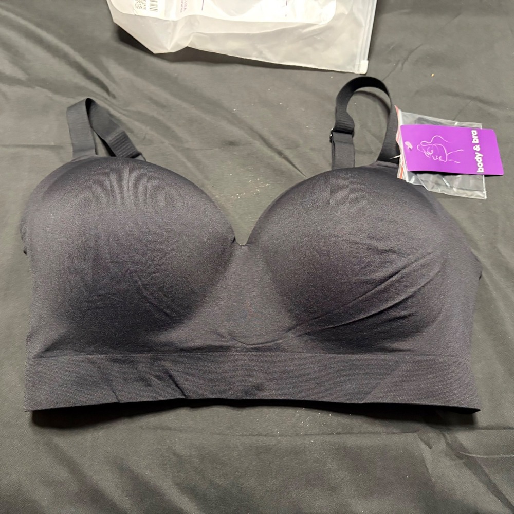 Body & Bra Women's 2XL Black Wireless Padded Longline Bra NWT Extra Hooks